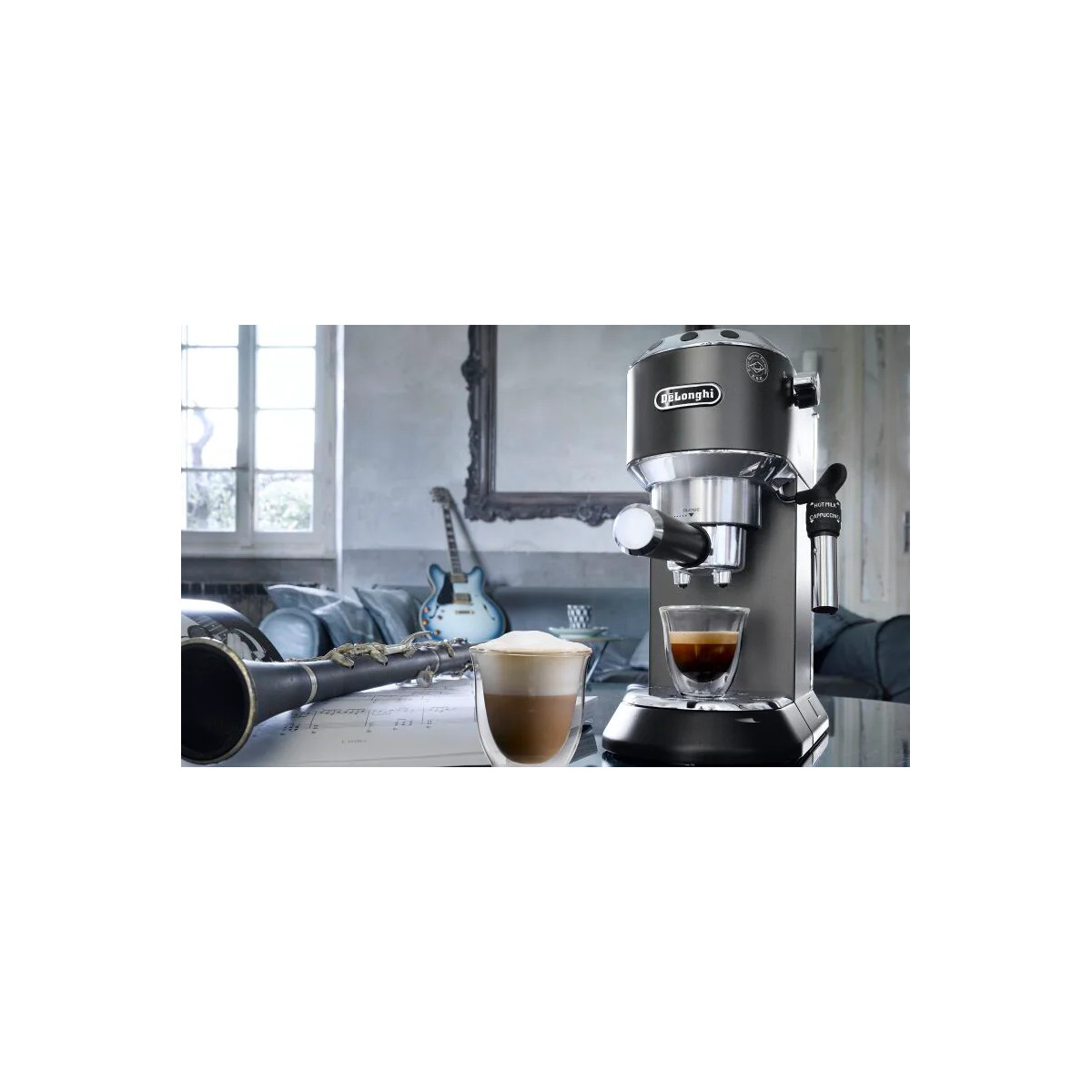 Machine Espresso Delonghi Dedica Noir EC695K - Araku : Café de